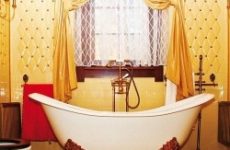 Что установить в квартире: ванну или душевую кабину. Преимущества монтажа душевой кабины своими руками