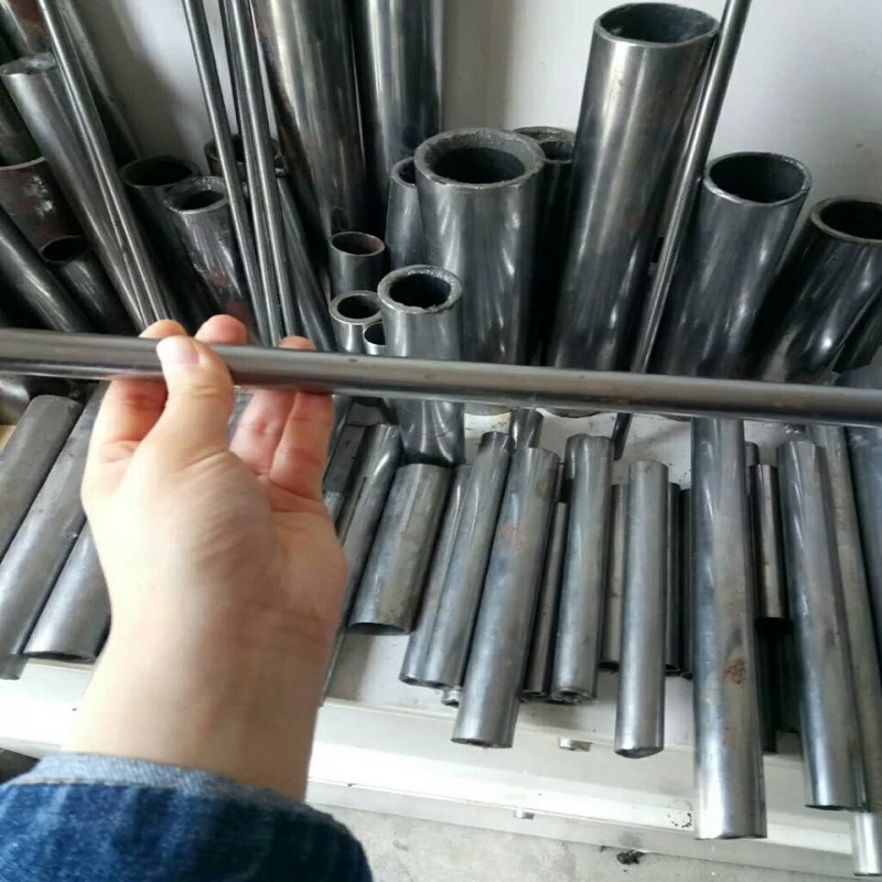Особенности тонкостенных металлических труб