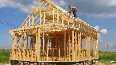 Как строят каркасные дома?