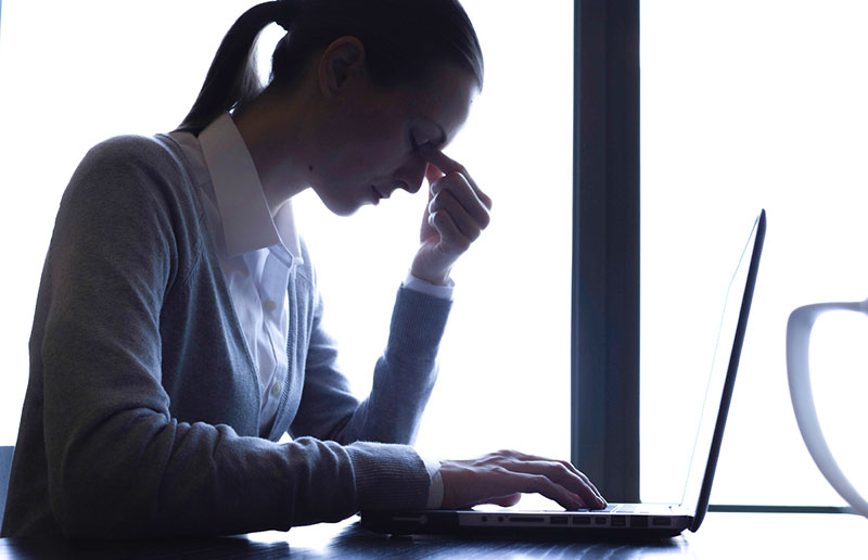 Онлайн-консультация психолога: как выйти из депрессии