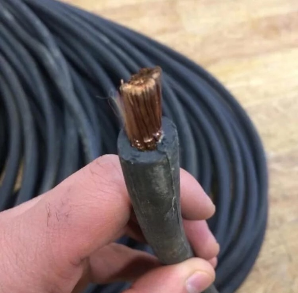 Кабель КГ: сварочный кабель с пластмассовой изоляцией