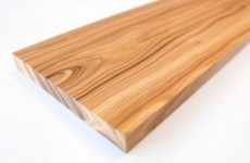 Осина под руками: почему обрезная доска из осины заслуживает внимания