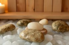 Солевые камни для бани: галотерапия и как соль меняет атмосферу парной