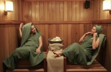 СПА-обёртывания в сауне: водоросли и глина — как это работает и кому нужно